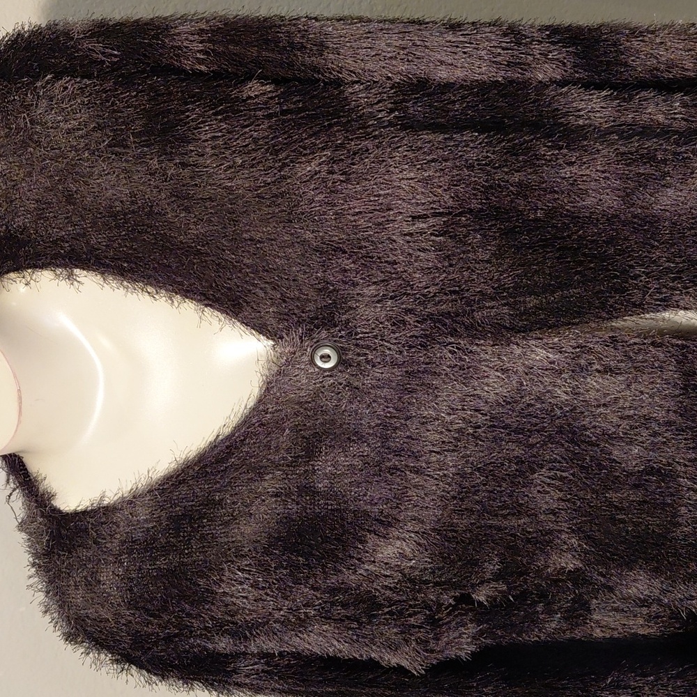 Carol ROSE Fuzzy Cardigan - Picture 2 of 3